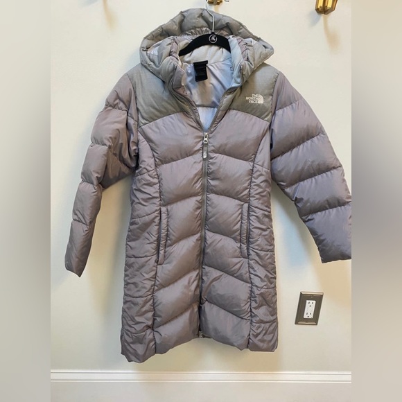 The north face down filled parka jacket. - Picture 1 of 4